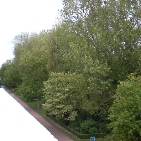 Hotel Richelieu Calais Zewnętrze zdjęcie
