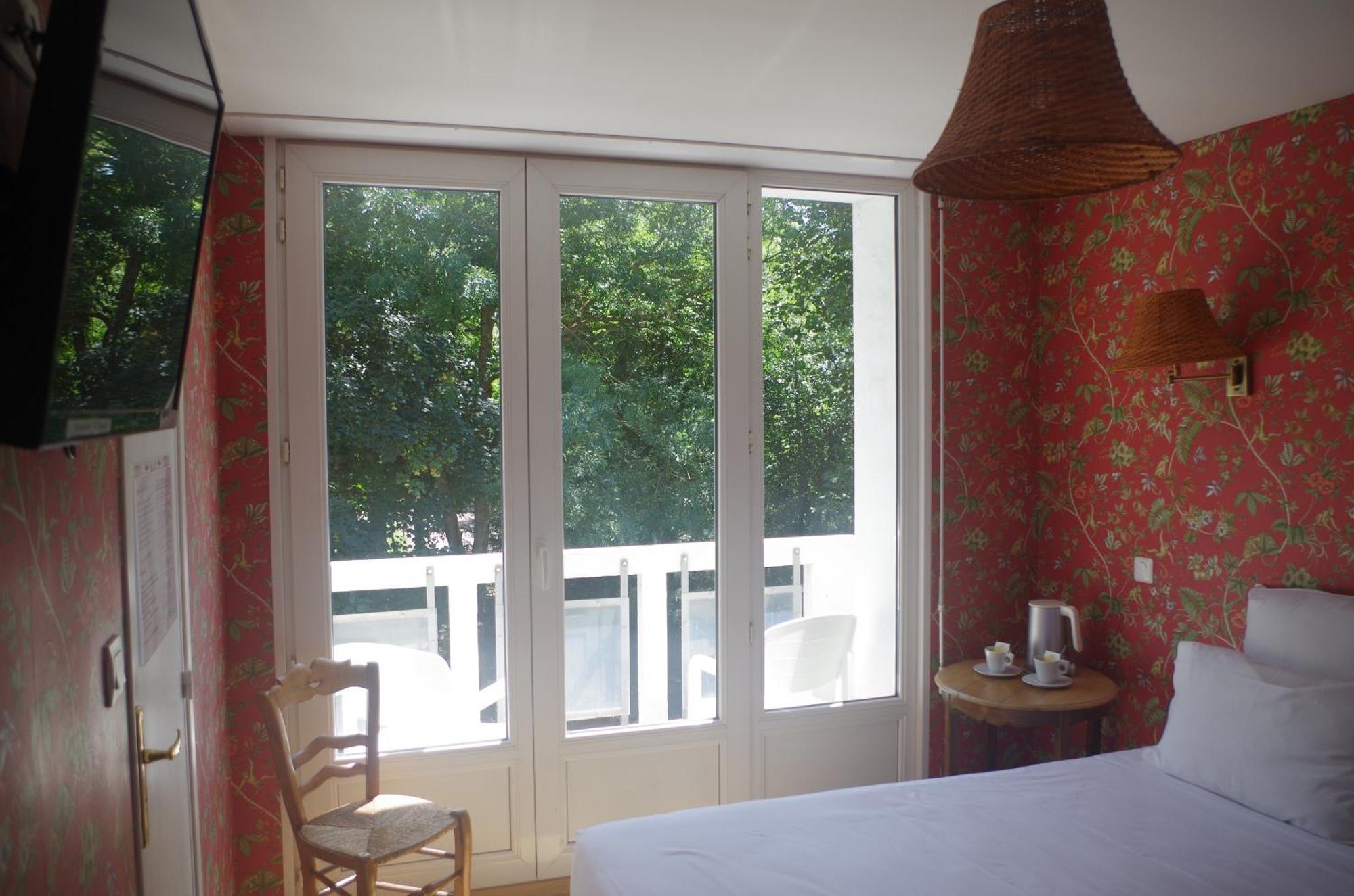 Hotel Richelieu Calais Zewnętrze zdjęcie