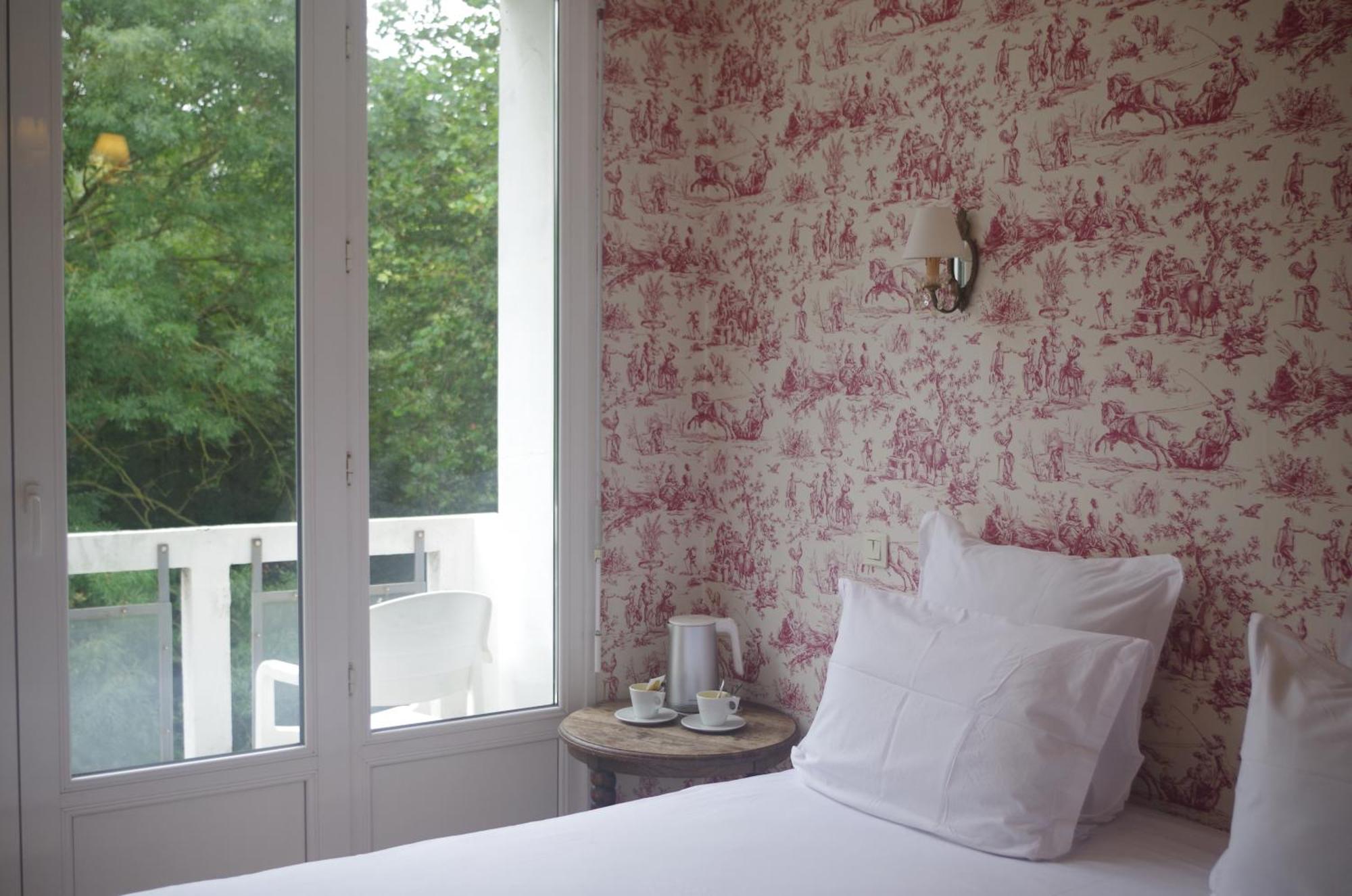 Hotel Richelieu Calais Zewnętrze zdjęcie