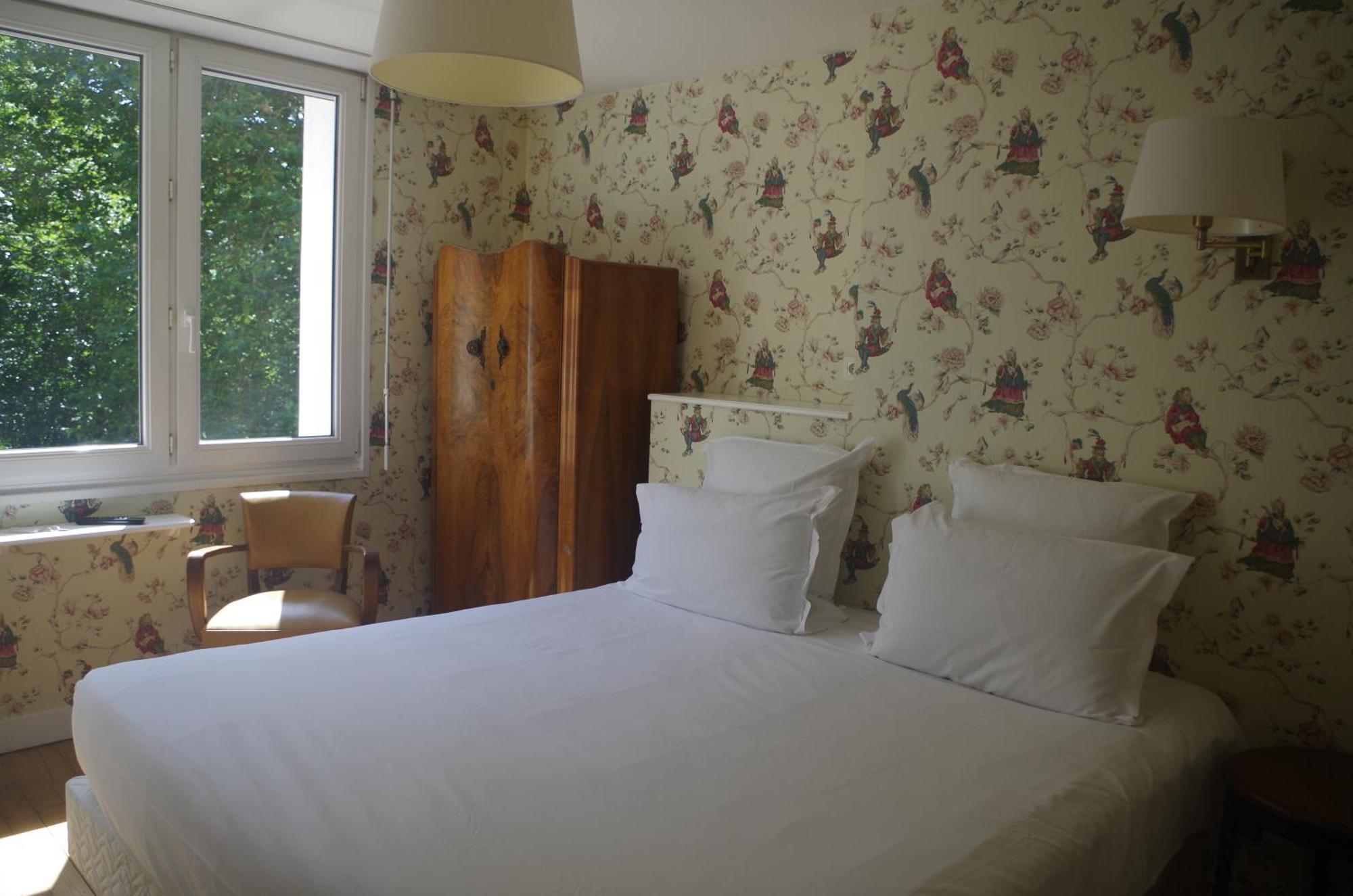Hotel Richelieu Calais Zewnętrze zdjęcie