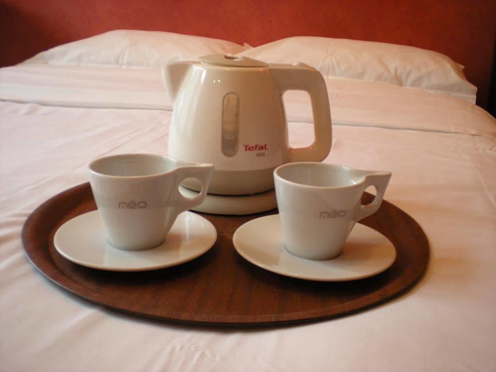 Hotel Richelieu Calais Zewnętrze zdjęcie